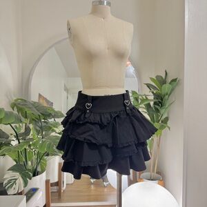 SAGI DOLLS Black Tiered Ruffled Mini Skirt